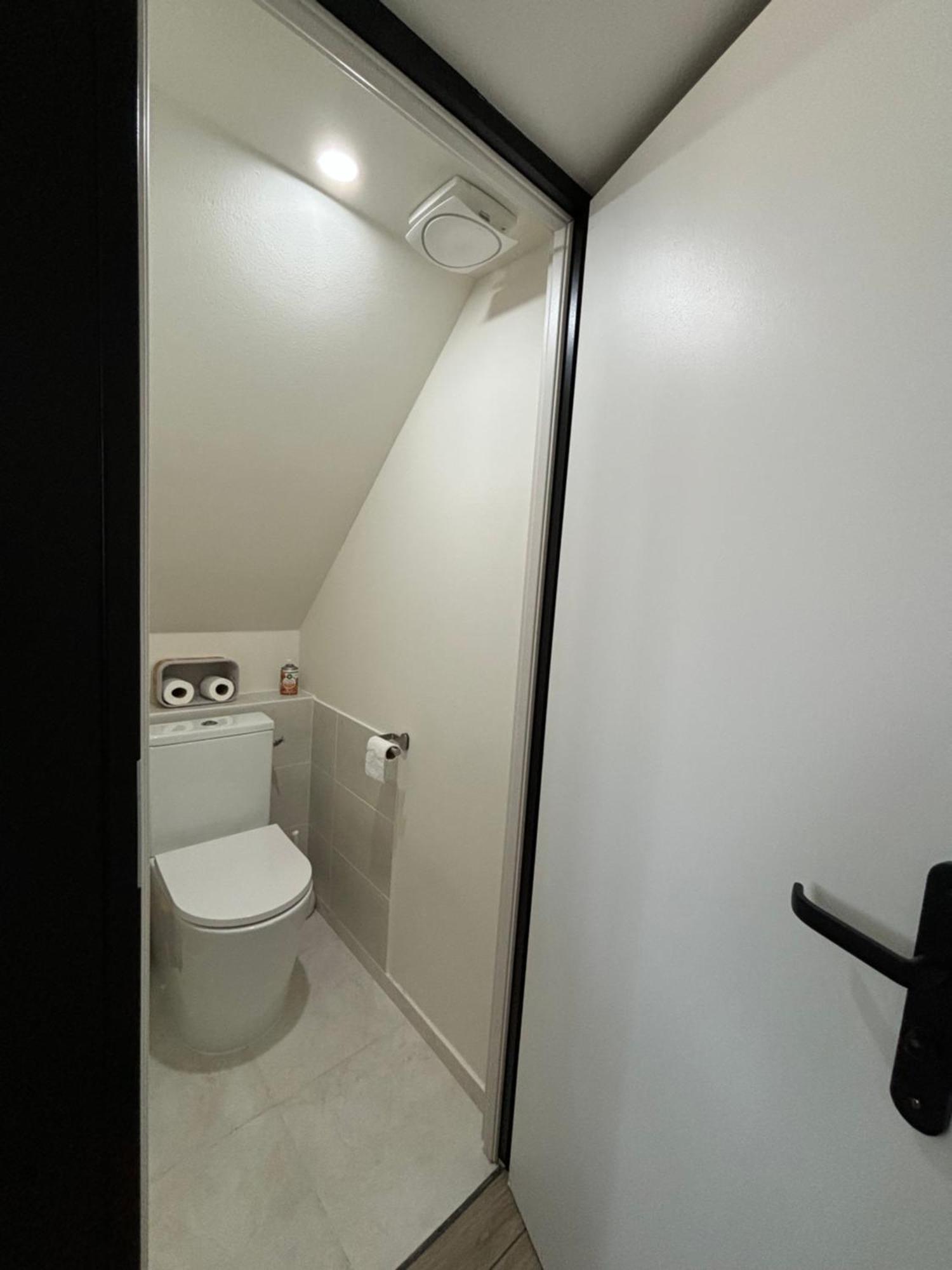 Tiny Room لونْجورْ المظهر الخارجي الصورة